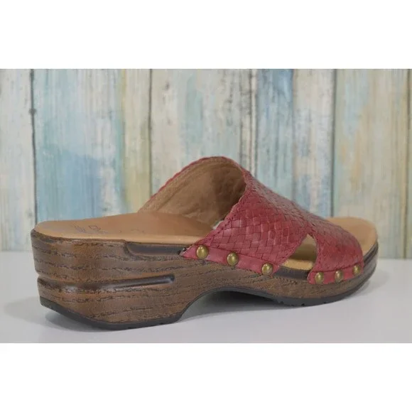Dansko Mila Clogs Size 8.5-9 (39) Red Woven Studded Sandals - Picture 11 of 11